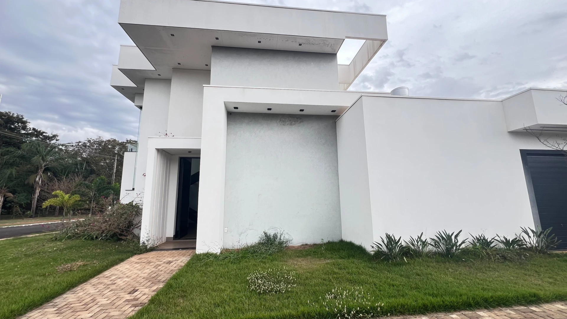 IMÓVEL DE ALTO PADRÃO À VENDA | RESIDENCIAL CASABLANCA – ASSIS/SP