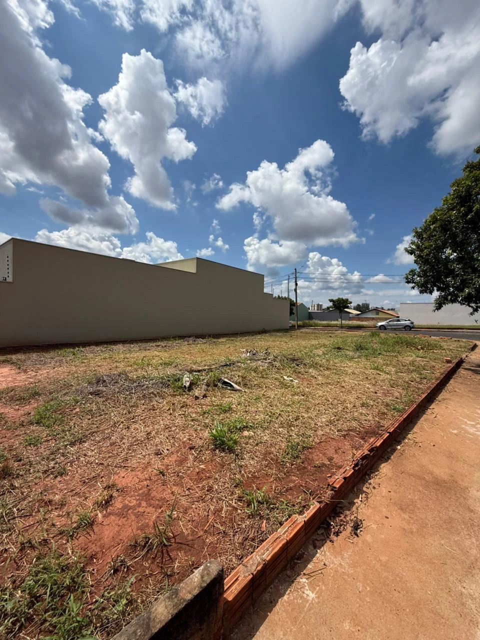 LOTE À VENDA PARK BAMBU – EXCELENTE OPORTUNIDADE PARA CONSTRUIR!