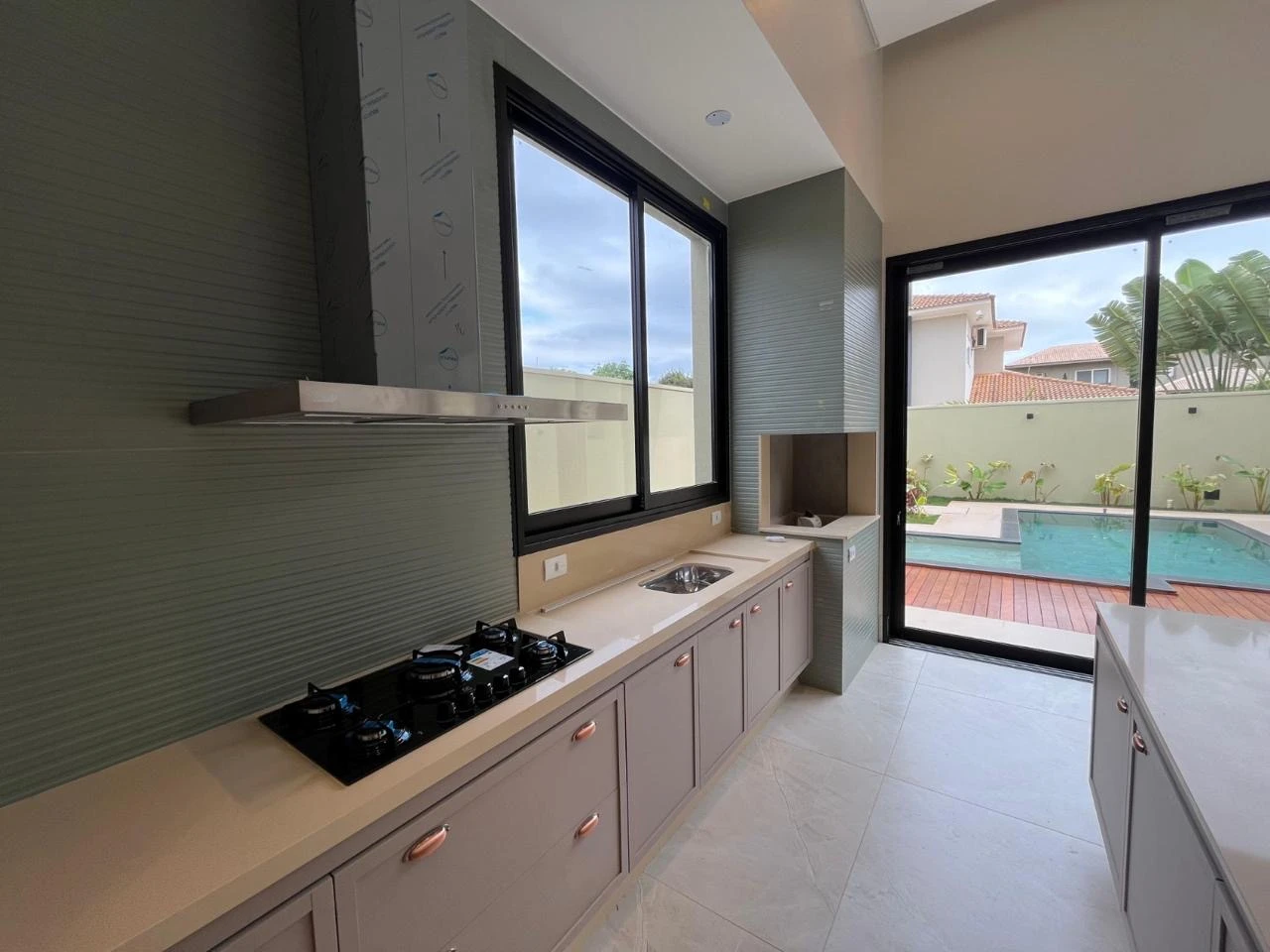 RESIDÊNCIA DE ALTO PADRÃO - RESIDENCIAL RENASCENCE