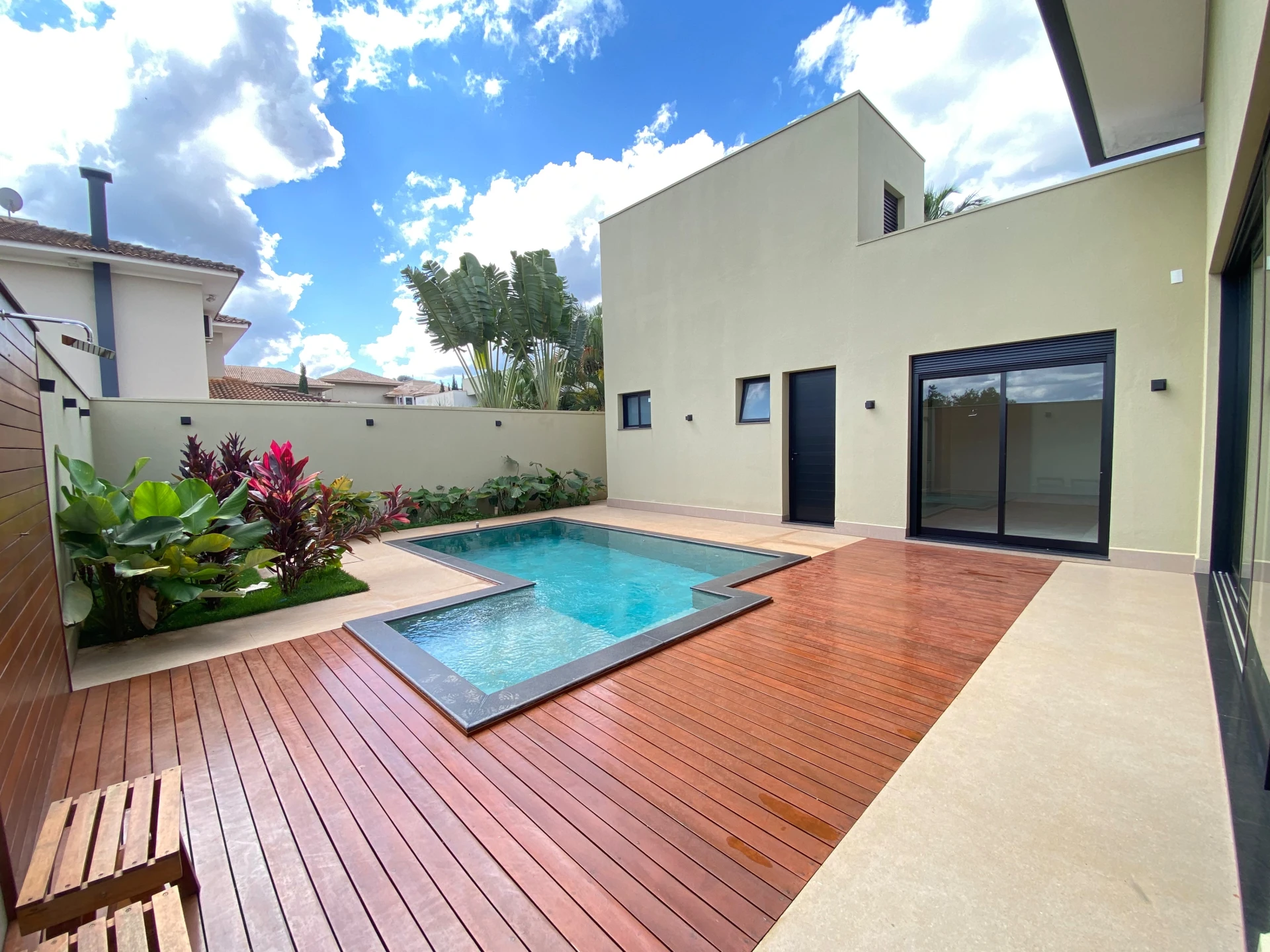 RESIDÊNCIA DE ALTO PADRÃO - RESIDENCIAL RENASCENCE