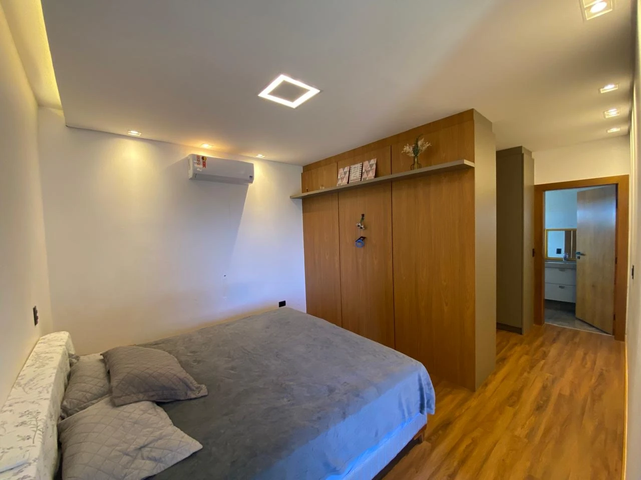 EXCLUSIVIDADE, SOFISTICAÇÃO E CONFORTO NO VILLAGE DAMHA