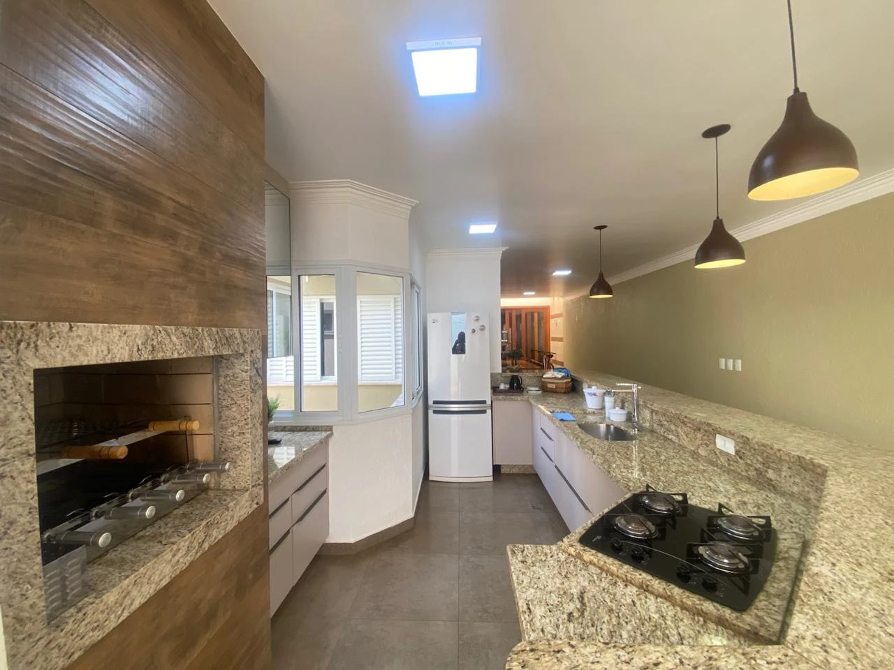 RESIDENCIA NA VILA RODRIGUES - ASSIS