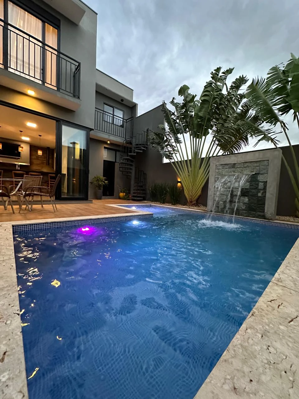 IMÓVEL ALTO PADRÃO RESIDENCIAL CASABLANCA