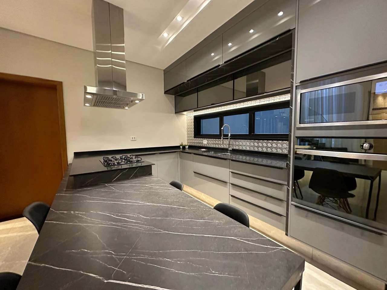 IMÓVEL ALTO PADRÃO RESIDENCIAL CASABLANCA