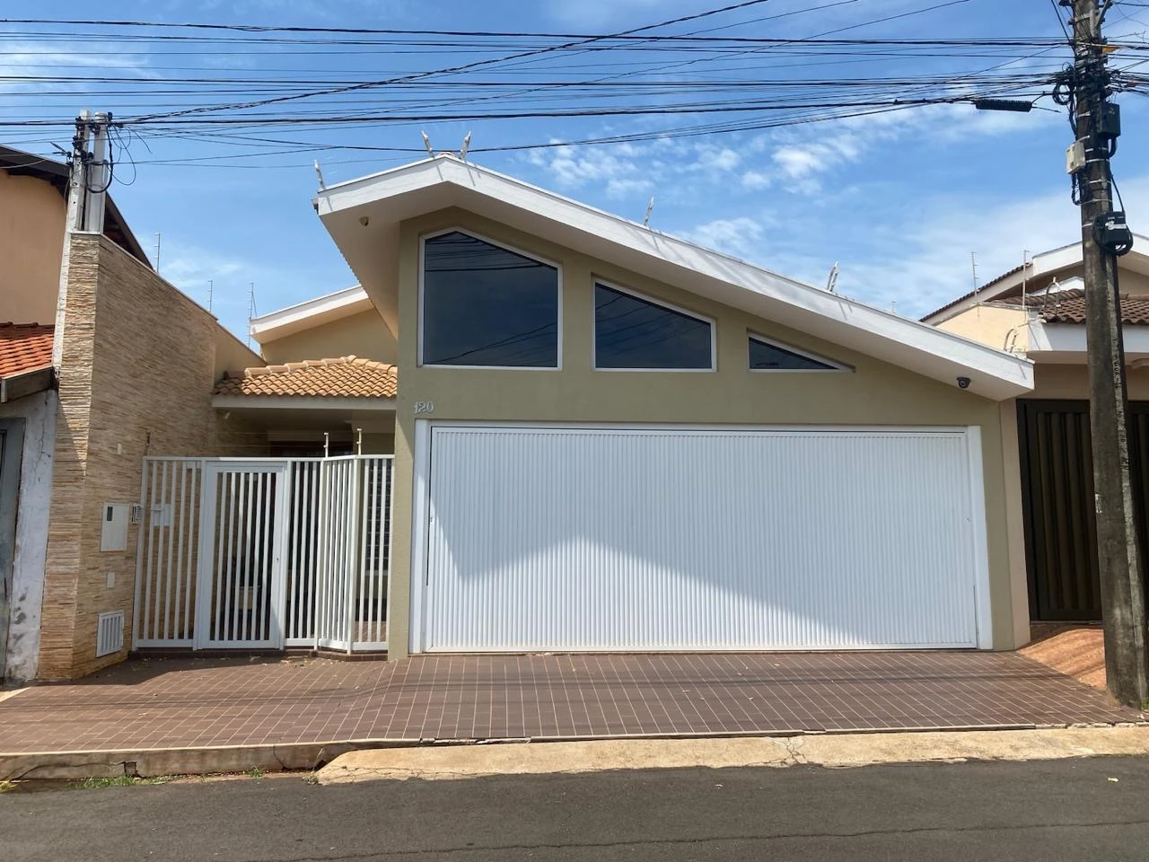 RESIDENCIA NA VILA RODRIGUES - ASSIS